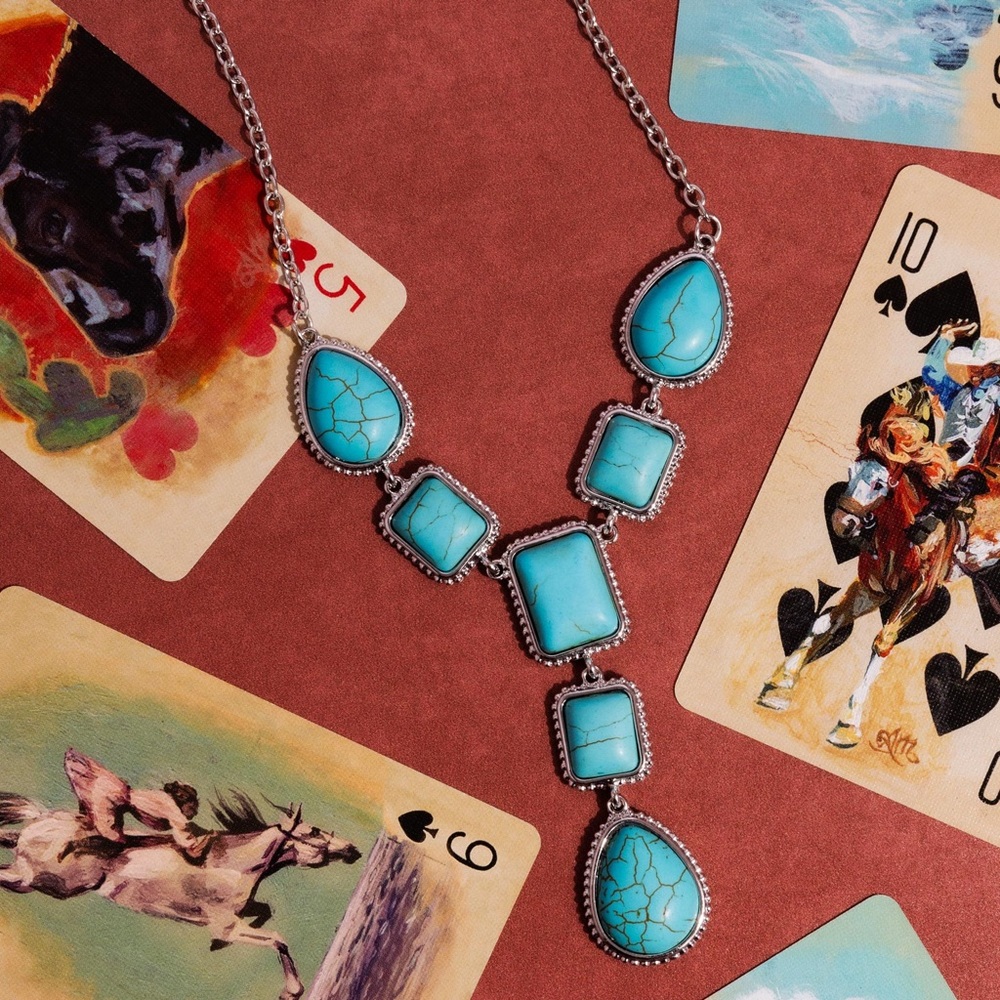 Elegant Turquoise Necklace